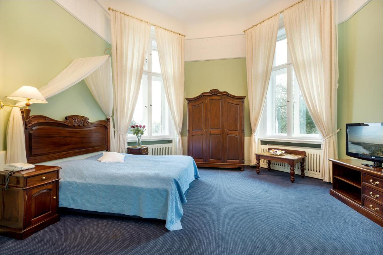 Schlosshotel Ralswiek Ngoại thất bức ảnh